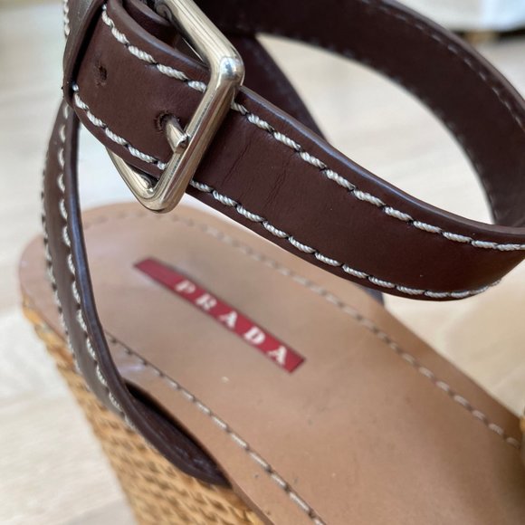 PRADA BRWN LEATHER SANDAL/WEDGE SZ 40.5 - US 9.5 - Picture 3 of 5